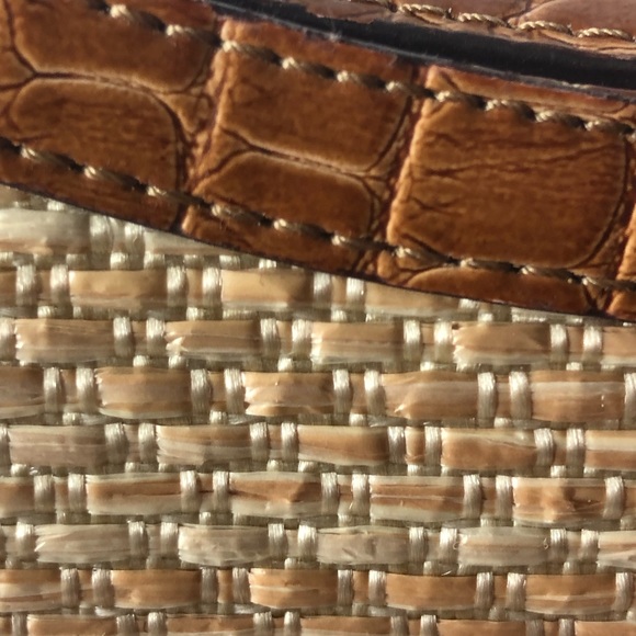 Liz Claiborne Brand New Purse NWOT!! - Picture 6 of 13